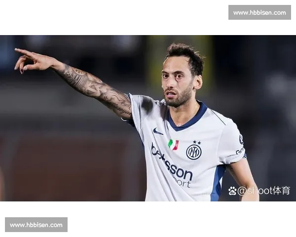 土媒:加拉塔萨雷暂停恰尔汗奥卢谈判,转攻曼城中场 B 席