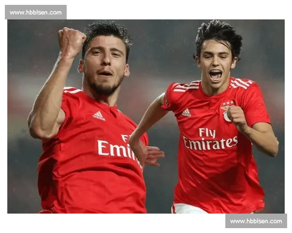 本菲卡主帅盛赞切尔西实力:红牌阴影下 10 人苦战顶级强队